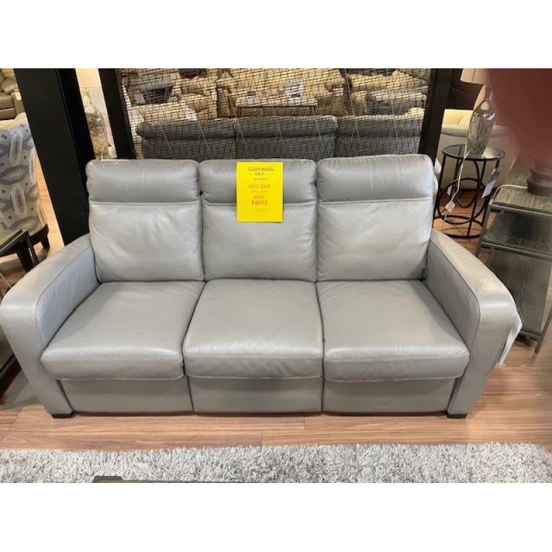 B938 CLEARANCE SOFA & CHAIR