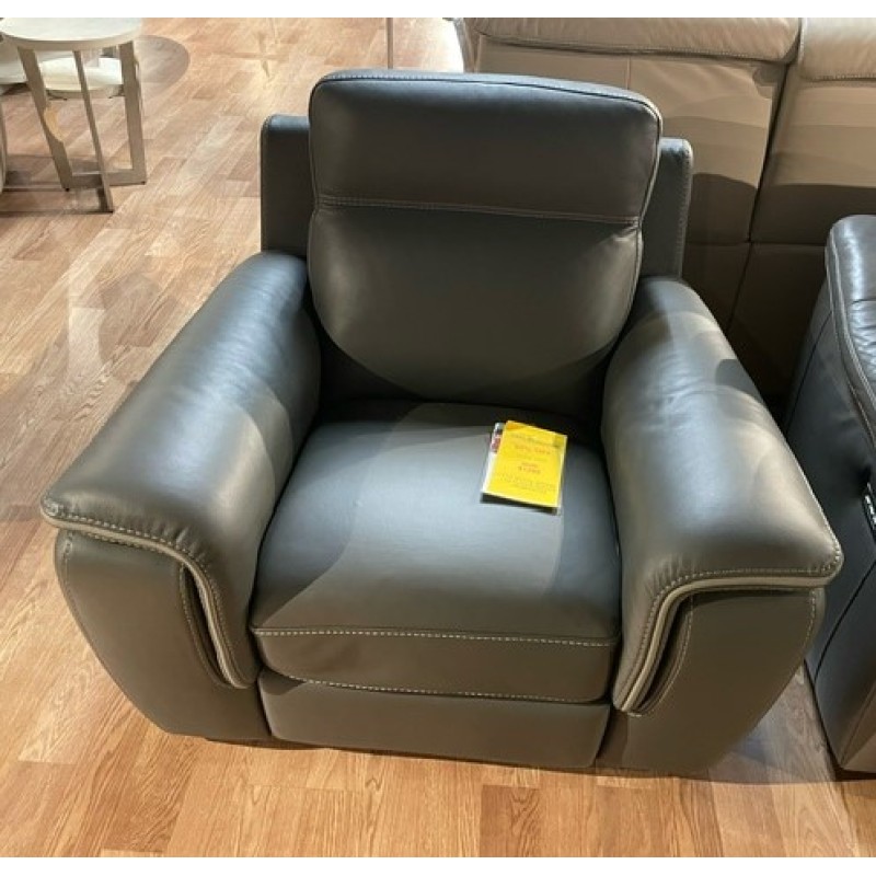 BERNY CLEARANCE RECLINER