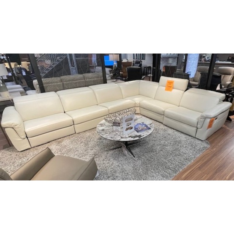 C107 Curioso Reclining Sectional