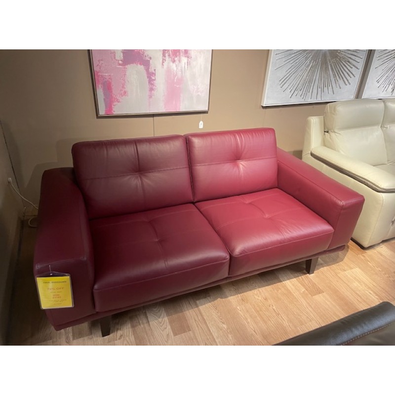 C301 CLEARANCE LOVESEAT