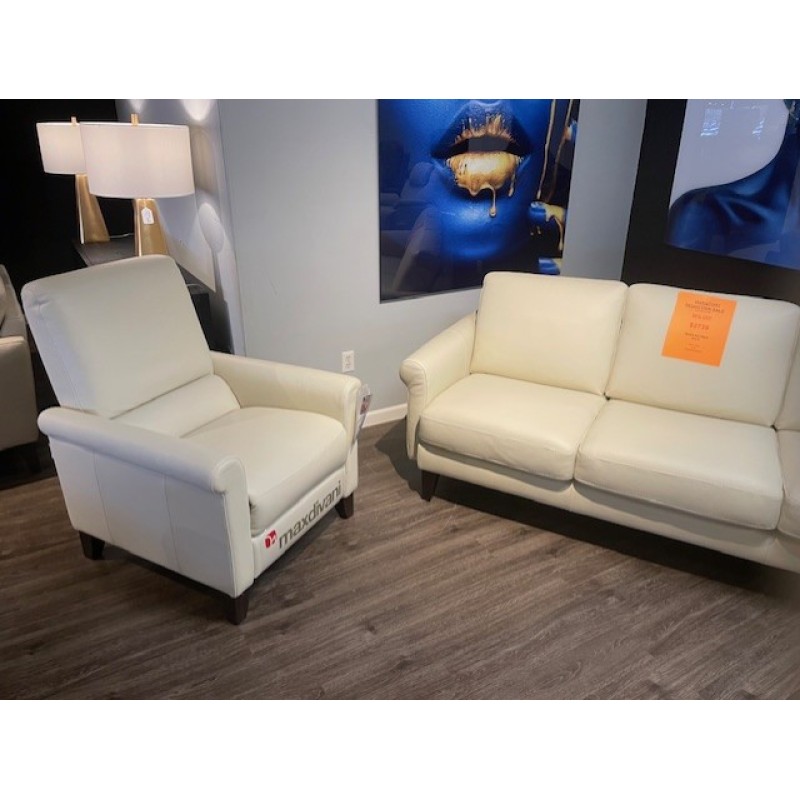 ROMAN CLEARANCE SOFA & RECLINER
